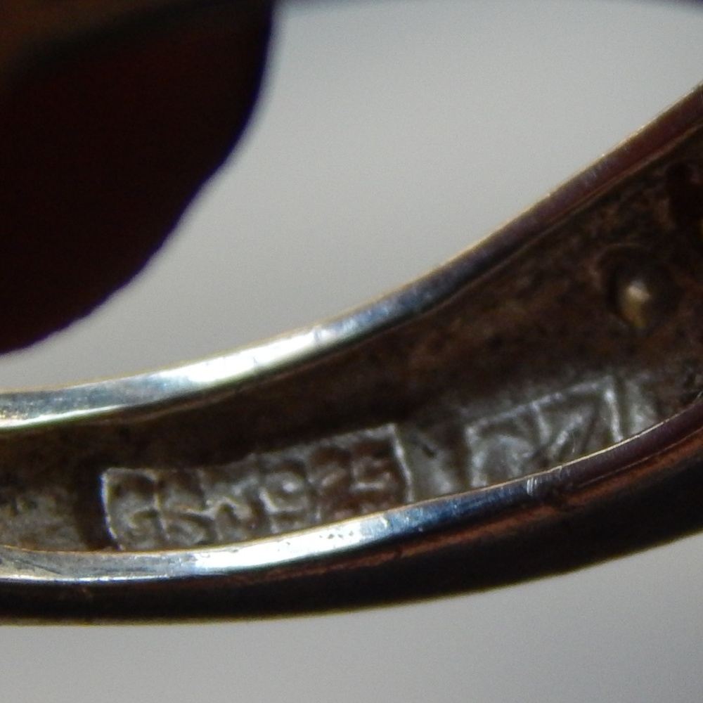 Sterling silver twisty ring size 5 3/4 - Picture 5 of 5
